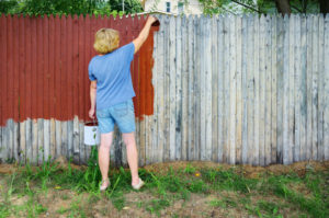 Painting Your Wood Fence for Spring 