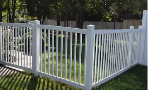 Vinyl Vs. Wood Fencing