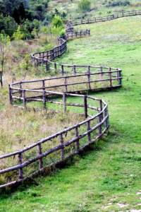 Installing a Stepped Fence Vs. a Sloped Fence