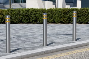 bollards 